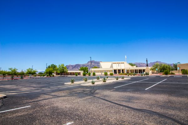 Parking Lot Crack Filling in Granger